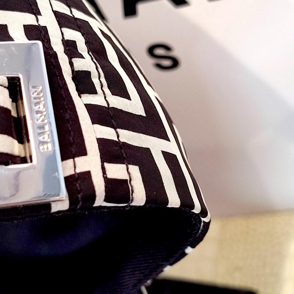 Brand New "Very Rare Black/Light Gray (Not White) BALMAIN Monogram Cap Size TU - Picture 6 of 14